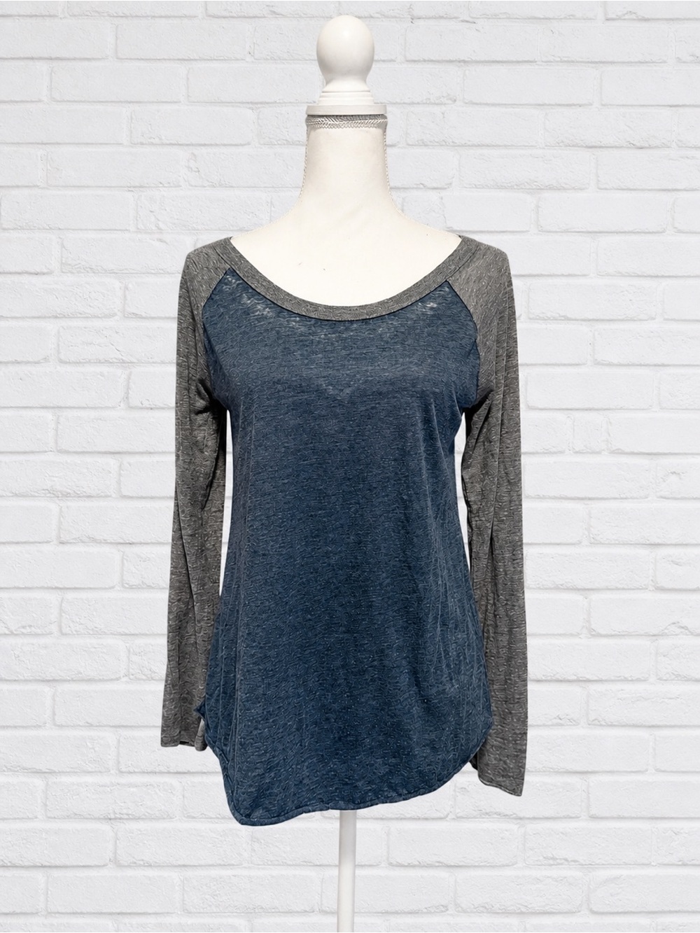 Chaser baseball long sleeve soft tee distressed style size large soft material